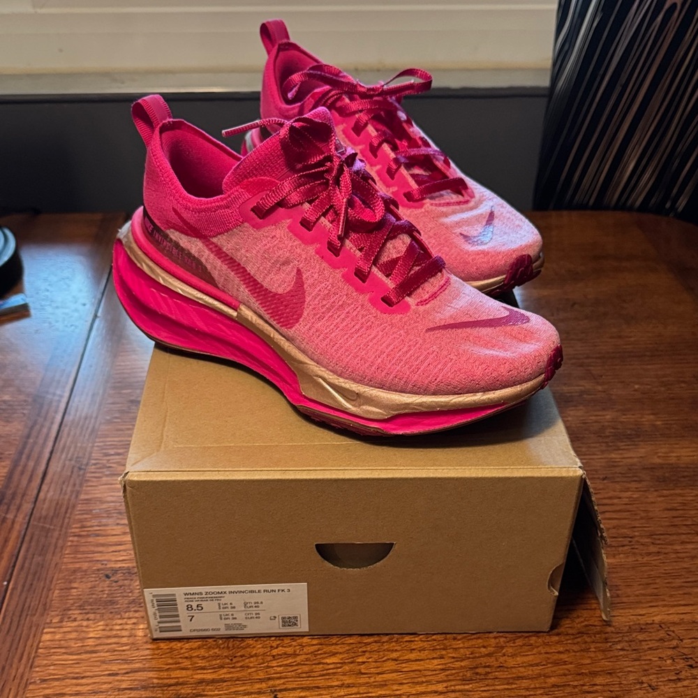 Nike ZoomX Invincible Women's Pink/Gold Running Shoes